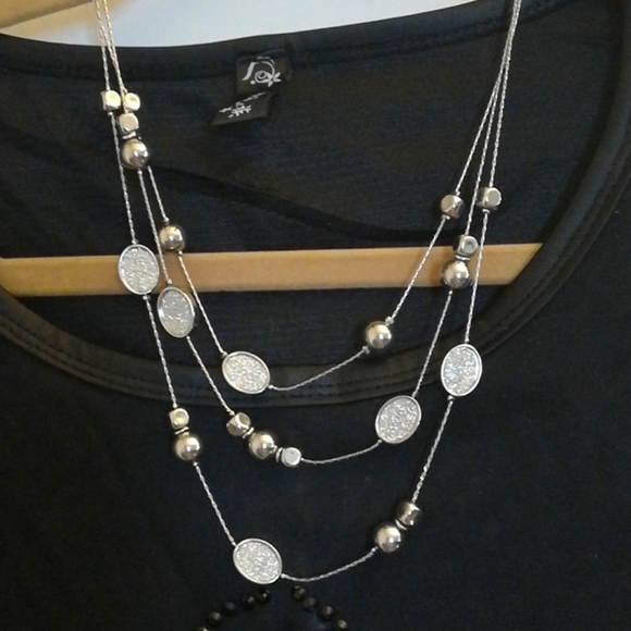 Necklace - Picture 2 of 3